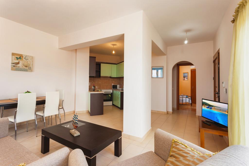Villa Akros And Suites Keri Bagian luar foto